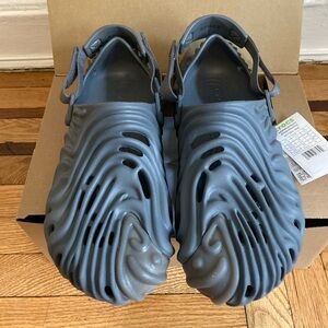 SALEHE BEMBURY X CROCS POLLEX CLOG